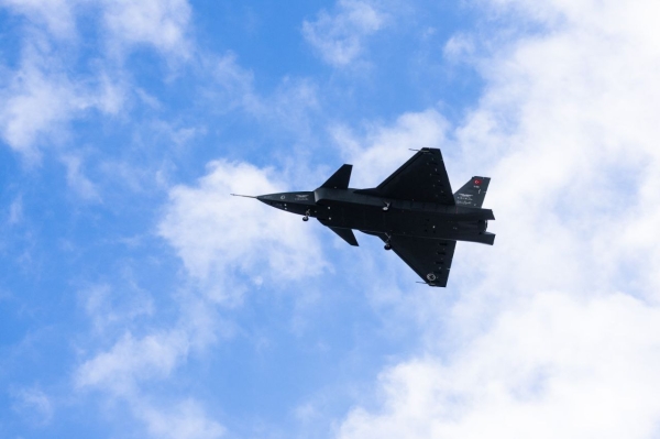 Реактивний винищувальний БПЛА Kizilemа від Baykar Defence, оснащений українським двигуном АІ-25ТЛТ від Мотор-Січ, під час свого першого польоту 14 грудня 2022 року, Defense Express