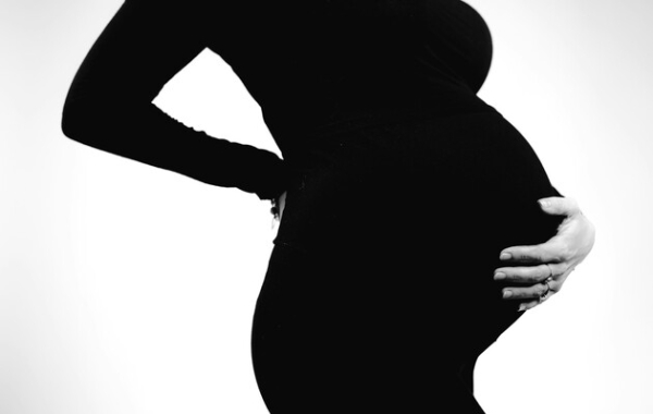 Пластик у плаценті – вагітність все частіше проходить з мікропластиком