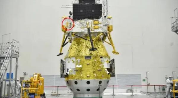 Місія Чан’є-6 – на борту посадкового модуля помітили секретний місяцехід