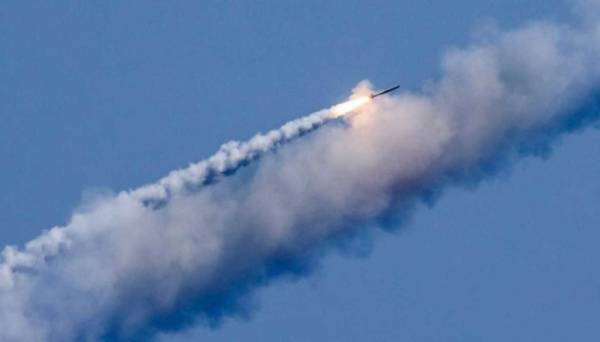 На Дніпропетровщині сили ППО збили ворожу ракету