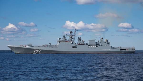 Росія тримає в Азовському морі чотири військові кораблі, у Чорному вони відсутні