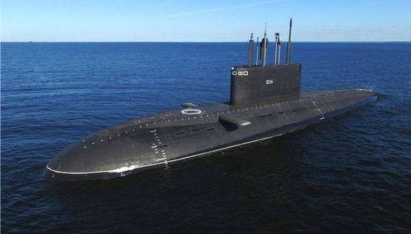 У Чорному морі знаходиться ворожий підводний човен – Плетенчук