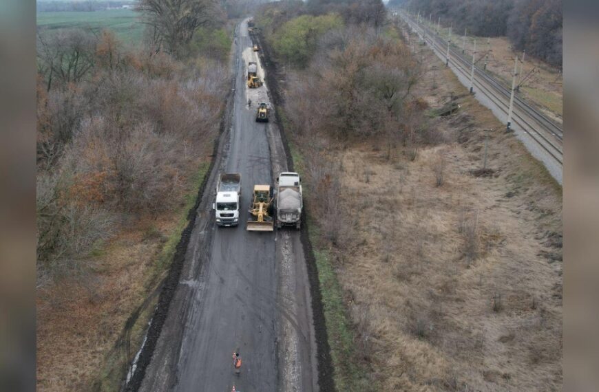 Розтрата коштів на ремонті доріг: прокуратура відкрила справу проти керівництва Опішнянської АГ