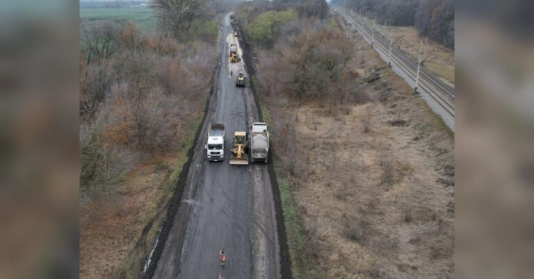 Розтрата коштів на ремонті доріг: прокуратура відкрила справу проти керівництва Опішнянської АГ