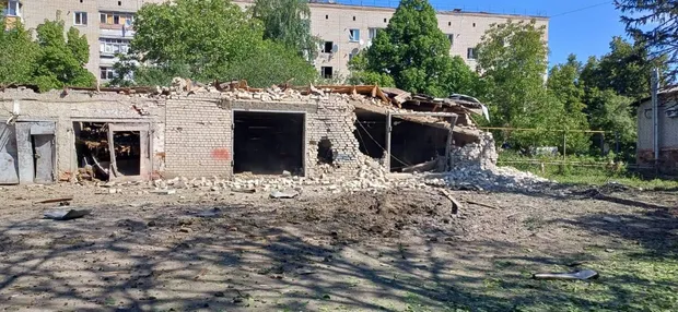 Росія скинула авіабомбу на працівників комунальних служб у Куп'янську: одна людина загинула