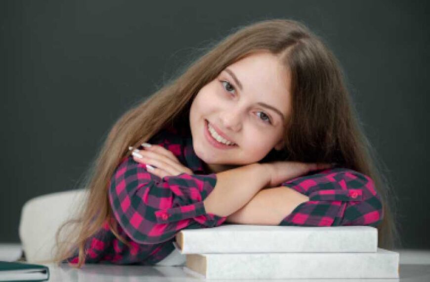 Випускники 9 та 11 класів: хто має право на атестат з відзнакою