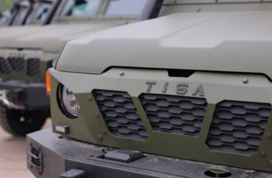Першу партію українських бронетехніків UAT-TISA відправлено до сил оборони