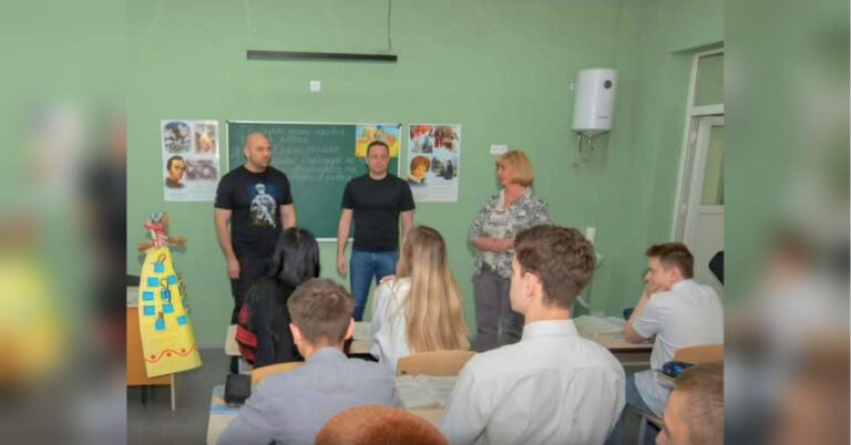 Сучасні та безпечні умови для навчання: ліцей у Кам'янському, де виросло не одне покоління містян, відремонтовано