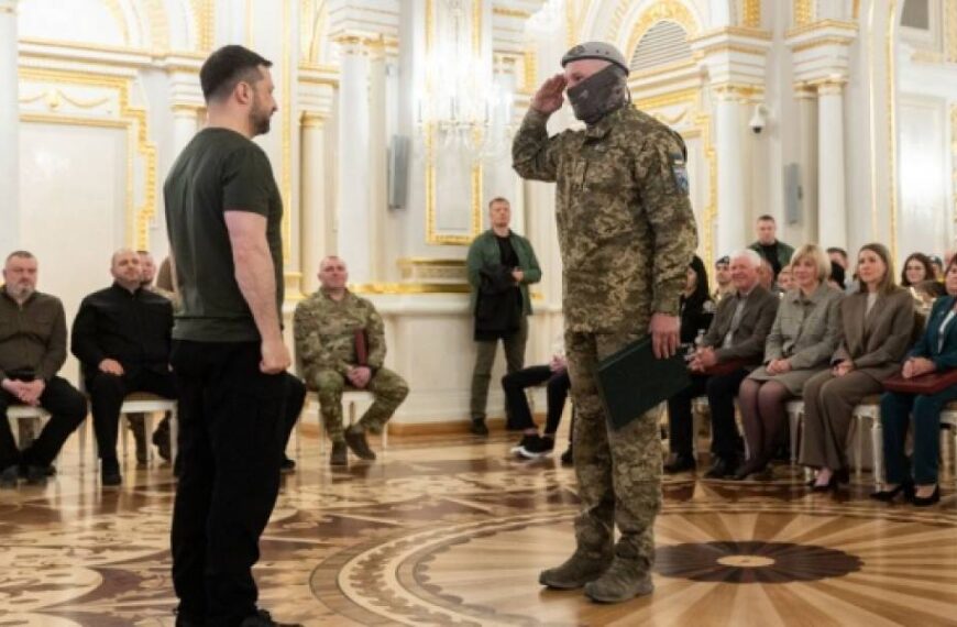 Президент нагородив ще 96 солдатів, 15 з них посмертно