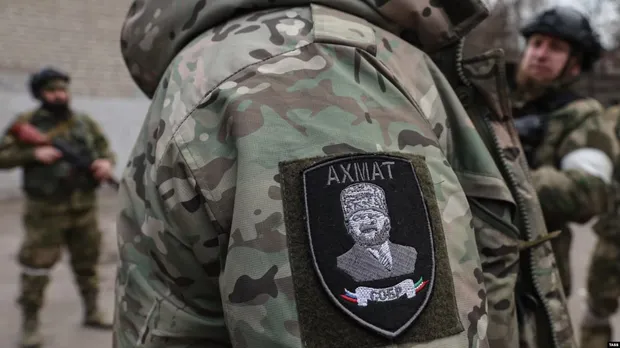 Глибоко в тилу ворога на Херсонщині вибухнув автомобіль з офіцерами “Ахматової” – ГУР