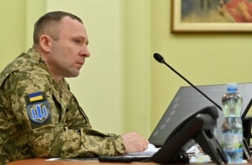 Зеленський призначив Драпатия командувачем Об'єднаних сил