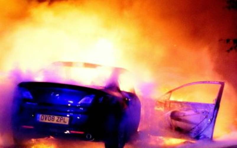 Ліга чемпіонів. Масові заворушення футбольних уболівальників охопили Францію