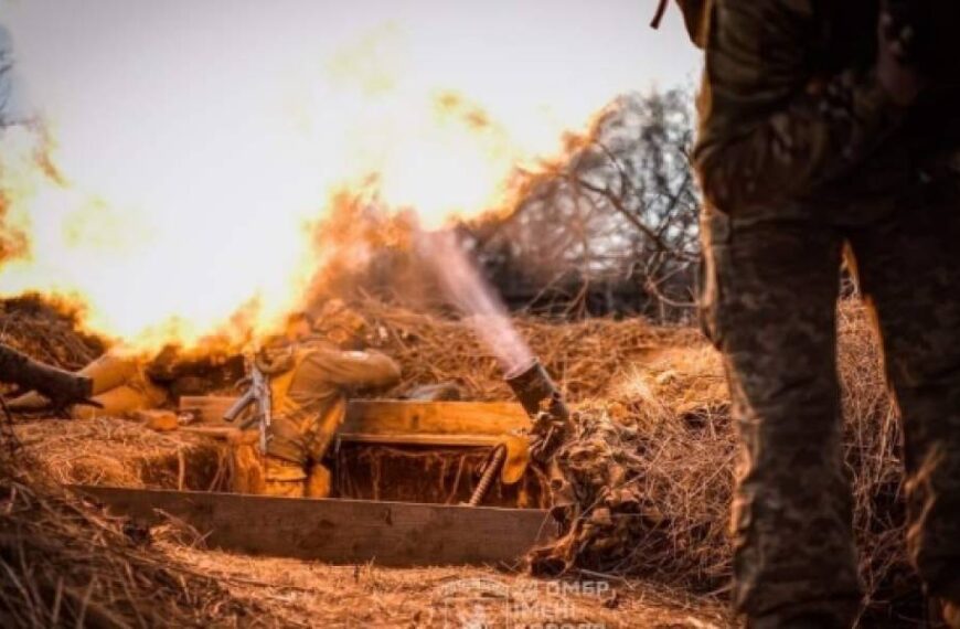 За добу на фронті відбулося 166 зіткнень, найгарячішими з яких були Покровський та Курський напрямки.