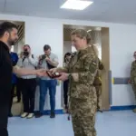 Зеленський відзначив державними нагородами медиків