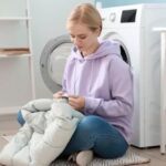 Повністю прати пуховик не потрібно: відомий «колекціонер лайфхаків» поділився порадою, як легко…