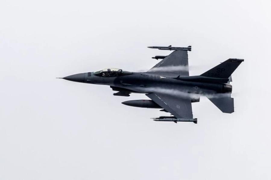 Чому F-16 став найпопулярнішим винищувачем у світі