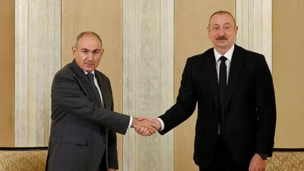 Перша повноцінна зустріч Алієва та Пашиняна без посередників пройшла у липні в Абу-Дабі