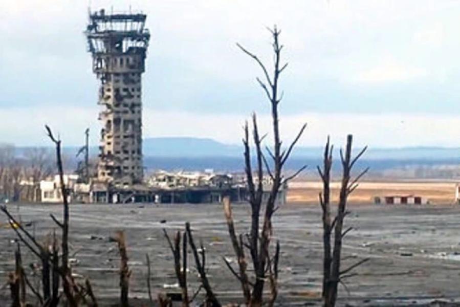 В окупованому Донецьку помічено ознаки відновлення зруйнованого аеропорту