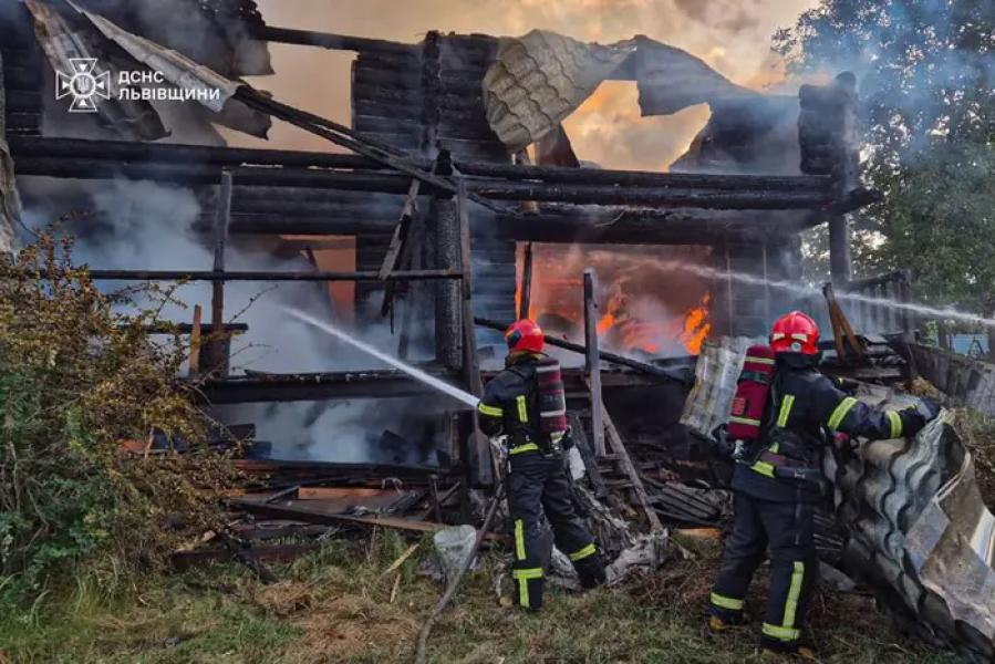 РФ випустила понад 600 повітряних цілей по Україні: деталі нічної атаки