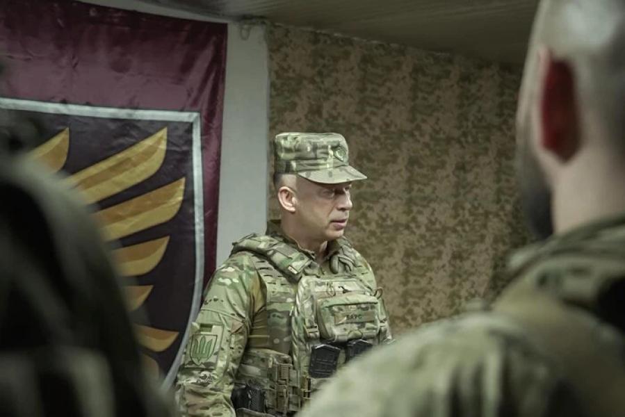 Постійні атаки противника: Сирський розповів про найскладніші напрямки на фронті