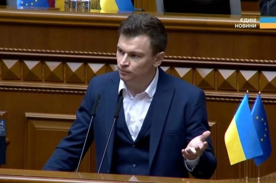 Нардеп, що вийшов з монобільшості, пояснив, як його «підставили»