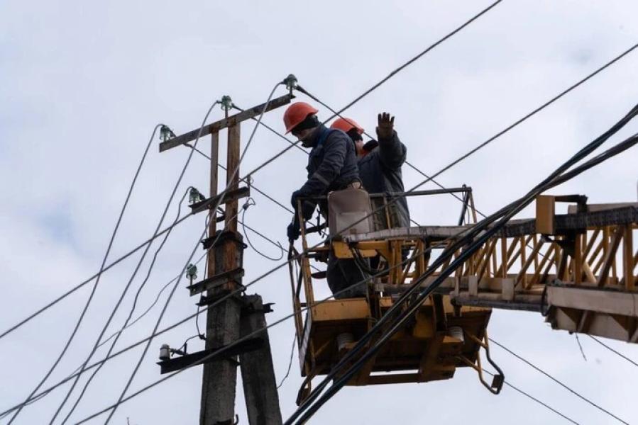 На Полтавщині буревій залишив без світла тисячі мешканців
