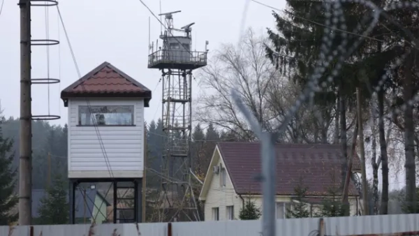 За колючим дротом – спостережні вежі між російським напівесклавом Калінінградом та Литвою, 28 жовтня 2022 року 