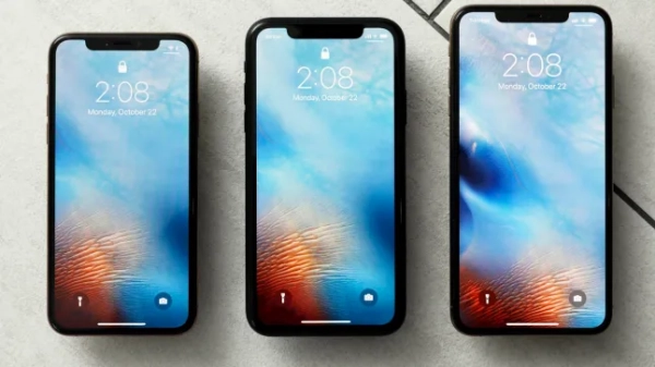 iPhone XS, iPhone XR та iPhone XS Max