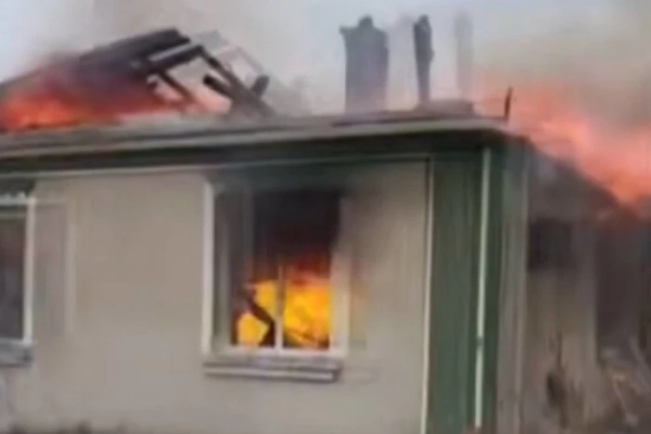 На Волині боєприпаси з літака впали на житловий будинок