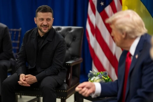 Зеленський провів телефонну розмову з Трампом 