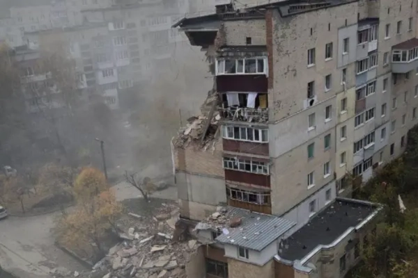 У Хмельницькому вибух газу зніс частину будинку