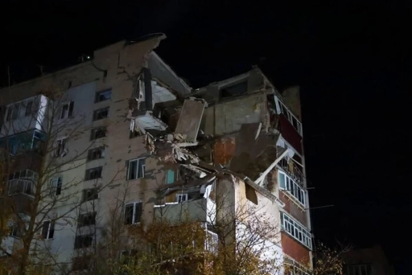 Україна розпочала опалювальний сезон, у Хмельницькому вибух <!--more--/>зніс частину будинку. Головне за 28 жовтня” width=”700″ height=”467″ /></p>
<p> фото з відкритих джерел </p>
<h2 class=