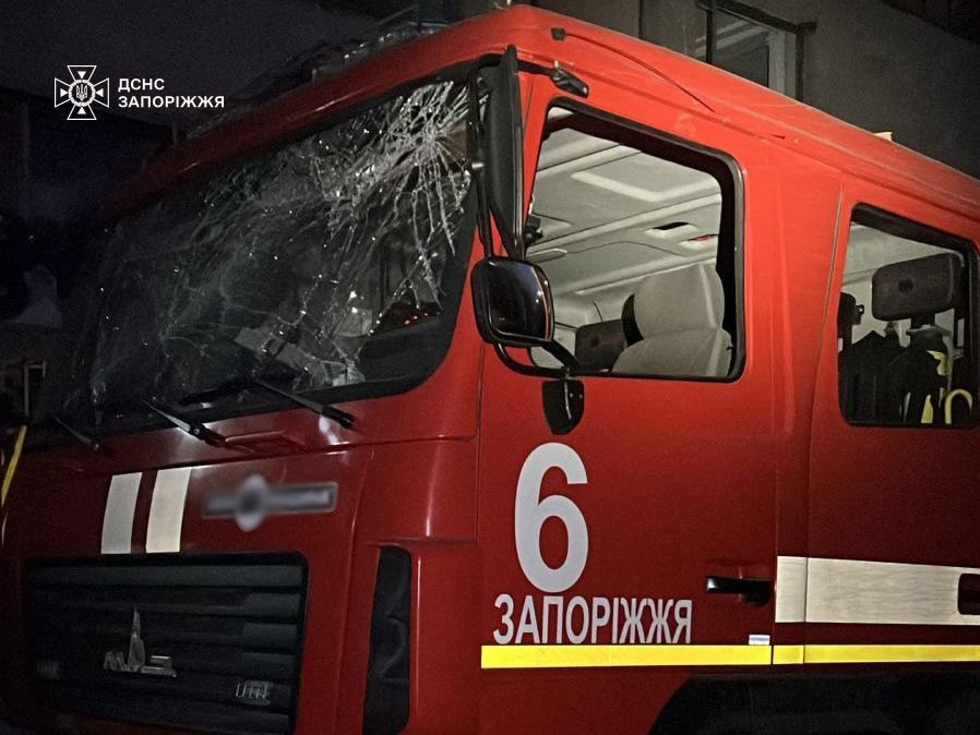 Запоріжжя: рятувальники потрапили під неодноразові обстріли з боку окупантів