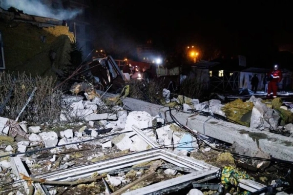 Росія завдала потужного удару дронами по Харкову: є поранені, серед них діти.