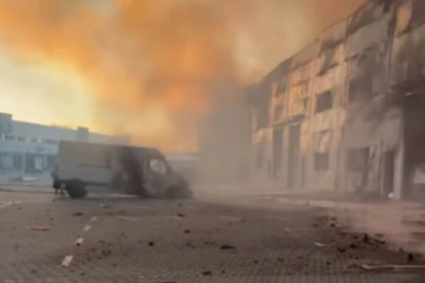 Росіяни знищили фабрику Pizza Hot під час масованої атаки на Львів (фото)