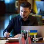 Зеленський зустрівся зі “Слугою народу”: обговорені питання.