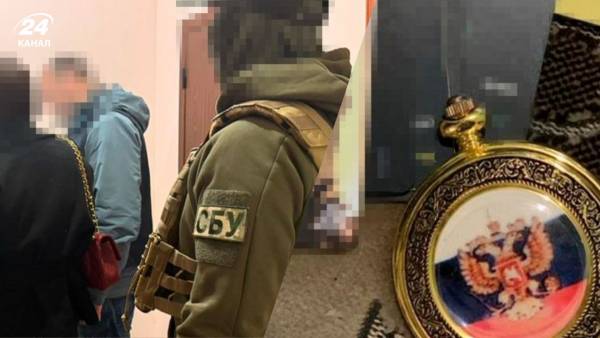 В Україні викрито шахрайський кол-центр, який виманював гроші у військових