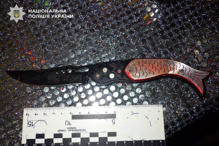 У Києві затримано чоловіка, який під час конфлікту поранив знайомого ножем