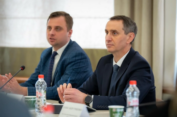 Міністерство охорони здоров’я розпочало переговори з вітчизняними фармацевтичними компаніями стосовно розширення переліку препаратів у межах програми «Доступні ліки». 4