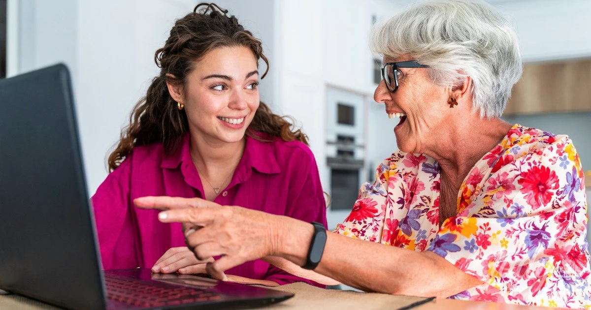 Як допомагати батькам розібратися у цифровому світі