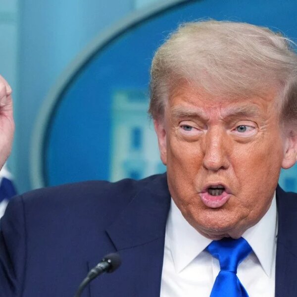 WSJ: Трамп може вдатися до рішучих дій для тиску на Іран