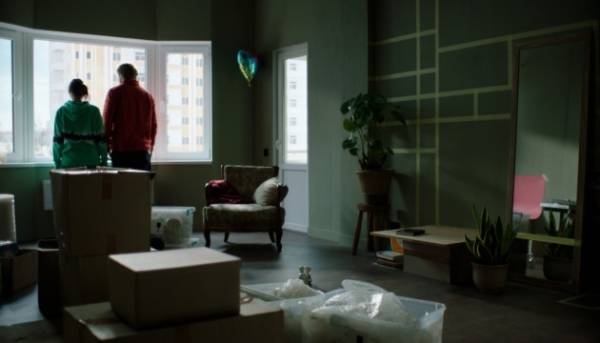 На HBO Max та Canal+ вже можна подивитися романтичний трилер «Медовий Місяць».