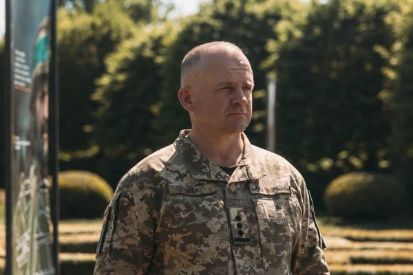 Портрети оборонців: у Києві презентували експозицію «Лики піхоти» 11