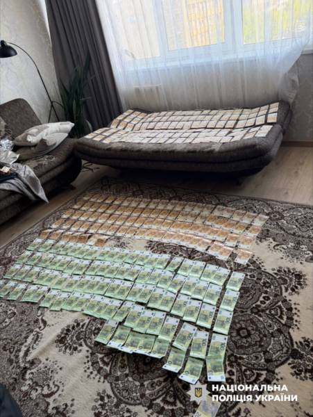Поліція провела 44 обшуки у посадовців ТЦК через незаконне збагачення та недостовірні відомості в деклараціях 10