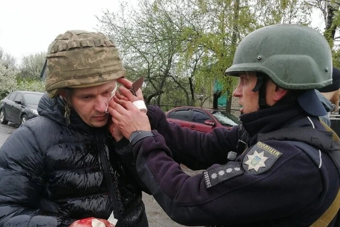ПОРТАЛ новин 73 На Дніпропетровщині чоловік під час затримання кинув гранату…