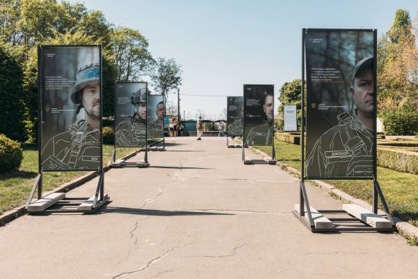 Портрети оборонців: у Києві презентували експозицію «Лики піхоти» 10