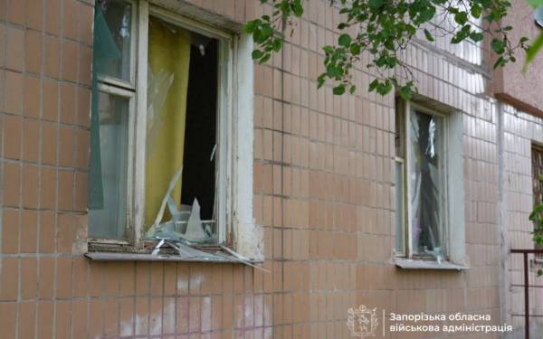 Запоріжжя знову під обстрілом: двоє загиблих у промисловій зоні 16