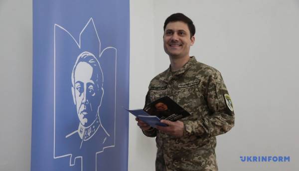 У Києві презентували експозицію, присвячену сторіччю трагічної смерті Симона Петлюри 13 У Києві презентували експозицію, присвячену сторіччю трагічної смерті Симона Петлюри 13