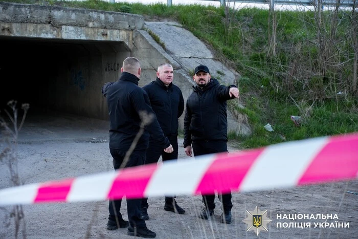 На Рівненщині громадянин вчинив стрілянину у бік представників&hellip;