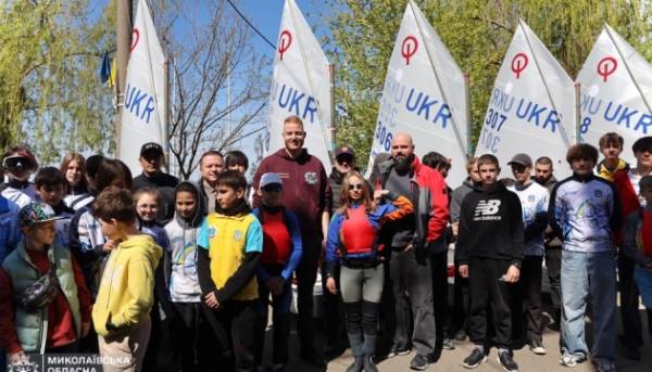 На Миколаївщині стартував новий сезон змагань з вітрильного спорту 11